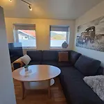 Modern شقة